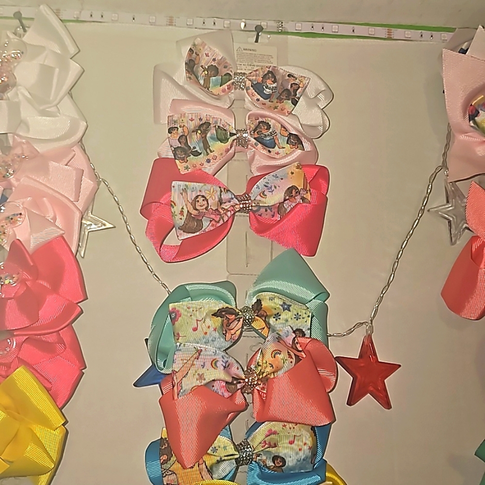 New Bows Encanto